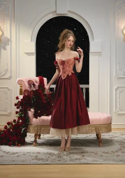 A Renaissance of Grace Skirt