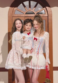 Berry Baker Girl Corset