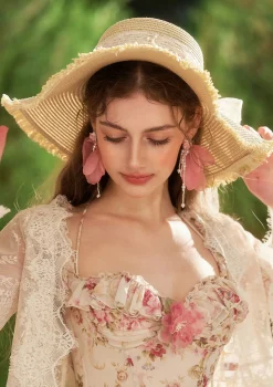 Blooming in the Sun Hat