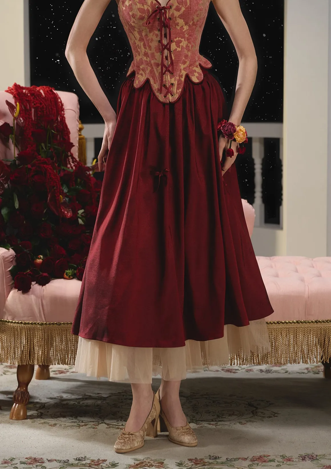 Curve & Plus A Renaissance of Grace Skirt