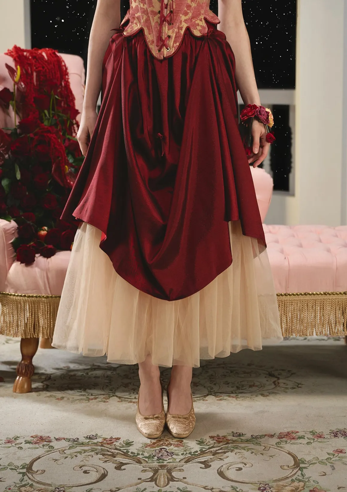 Curve & Plus A Renaissance of Grace Skirt