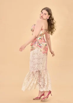 Curve & Plus Floral Mirror Skirt