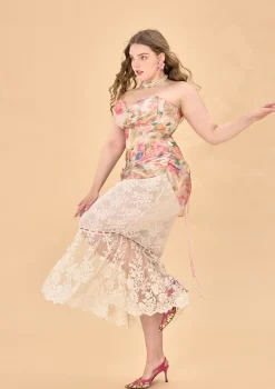Curve & Plus Floral Mirror Corset