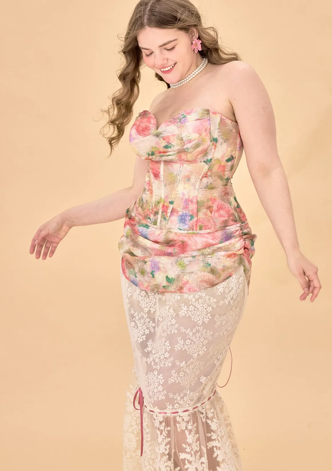 Curve & Plus Floral Mirror Corset