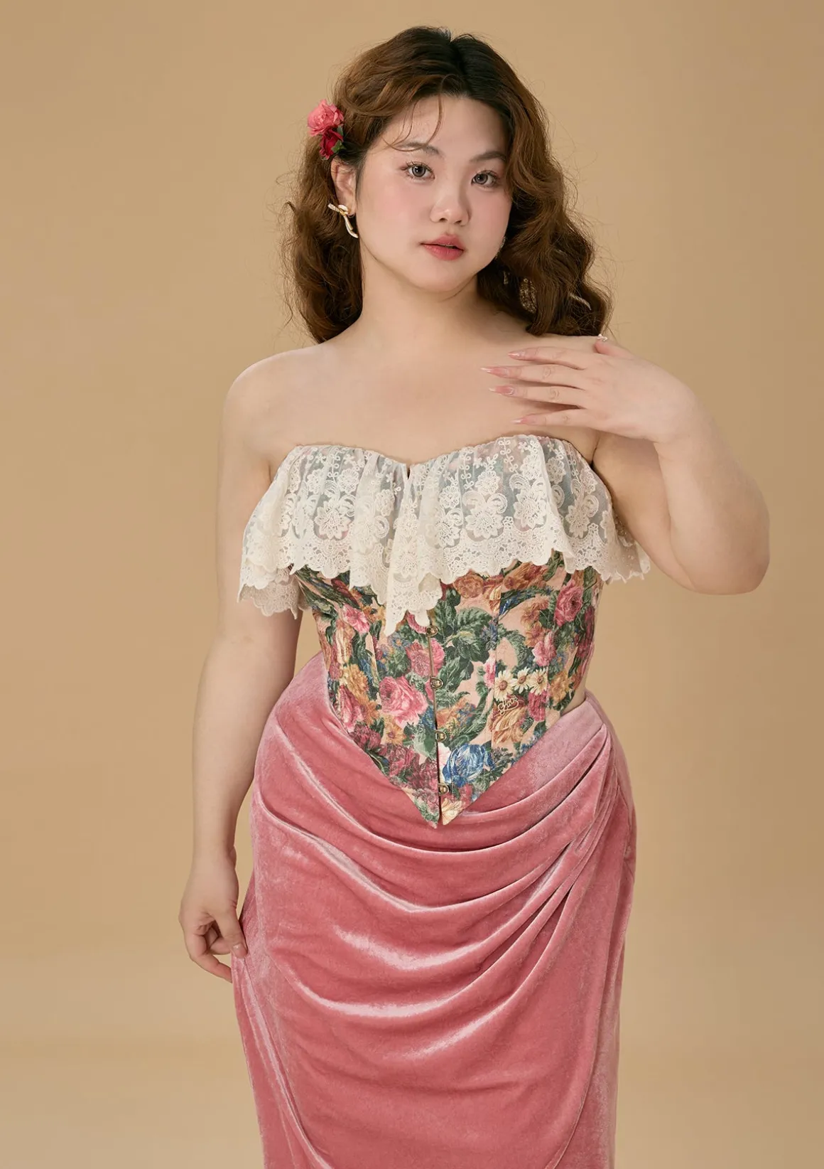 Curve & Plus Flower & Banquet Corset