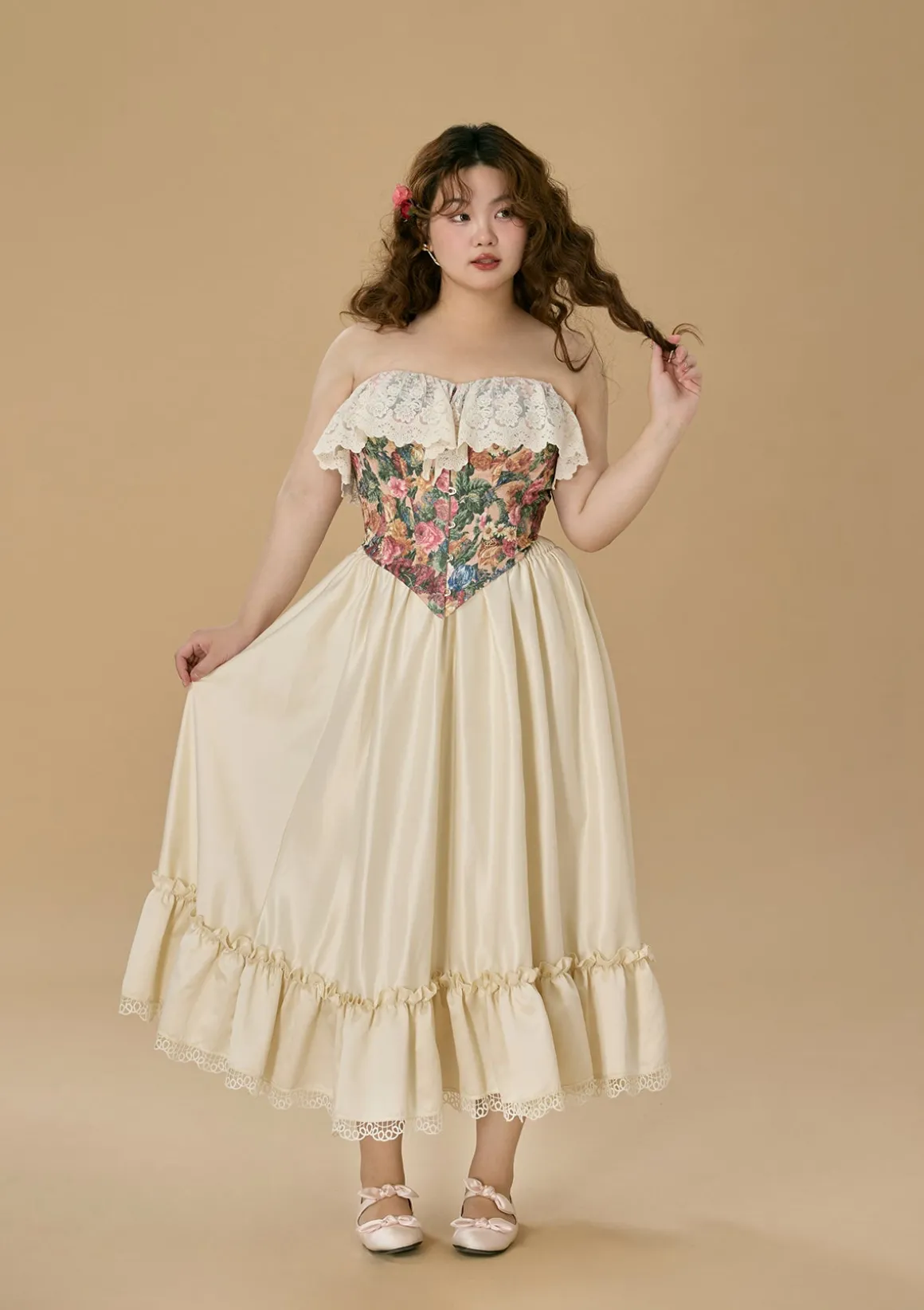 Curve & Plus Flower & Banquet Corset