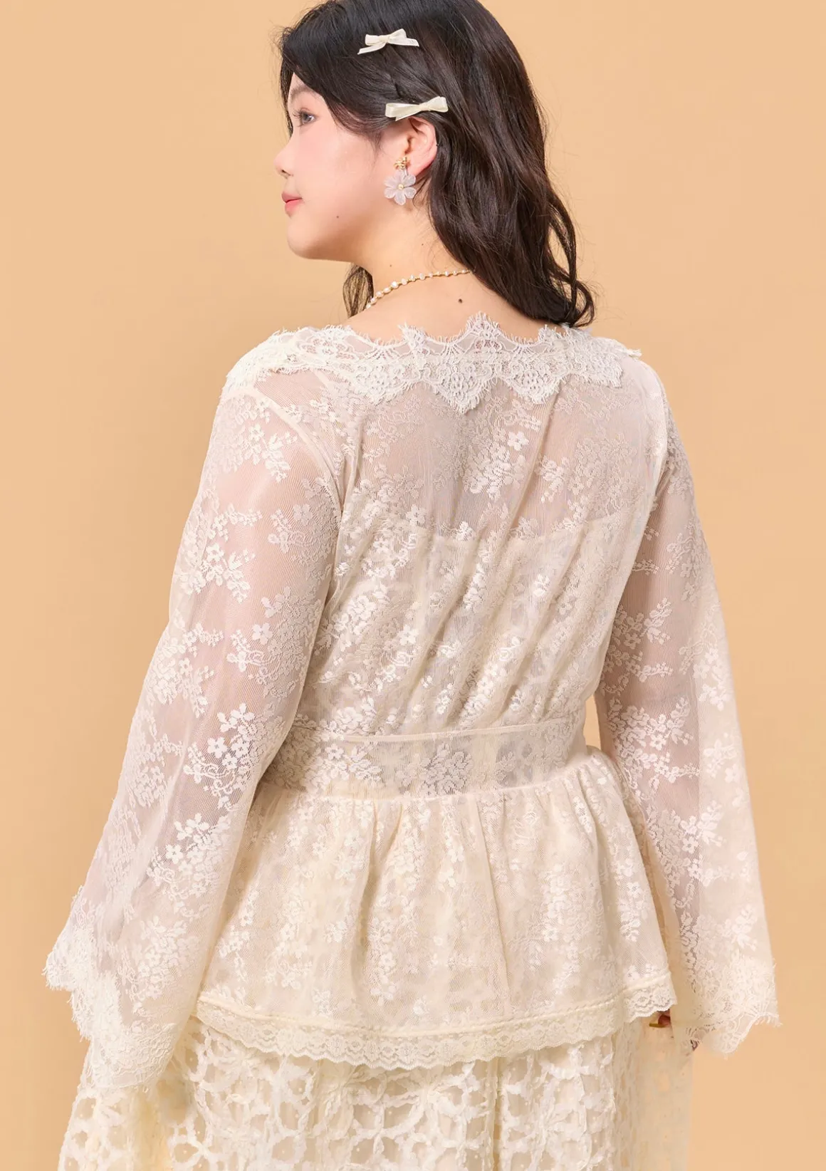 Curve & Plus Holiday in Pattaya Cardigan