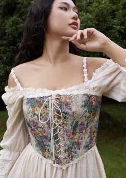 Curve & Plus Miss Potter Corset