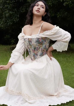 Curve & Plus Miss Potter Corset