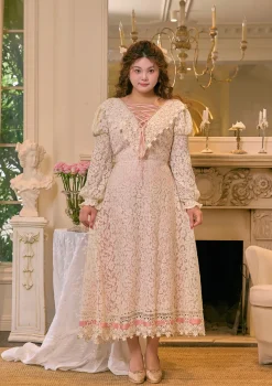 Curve & Plus Monologue Poem of Rose Dress