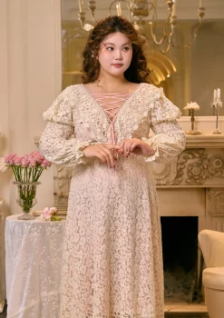 Curve & Plus Monologue Poem of Rose Dress