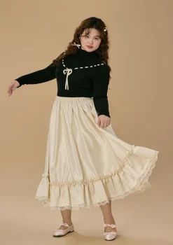 Curve & Plus Strawberry Post Office Knit Bottom Shirt