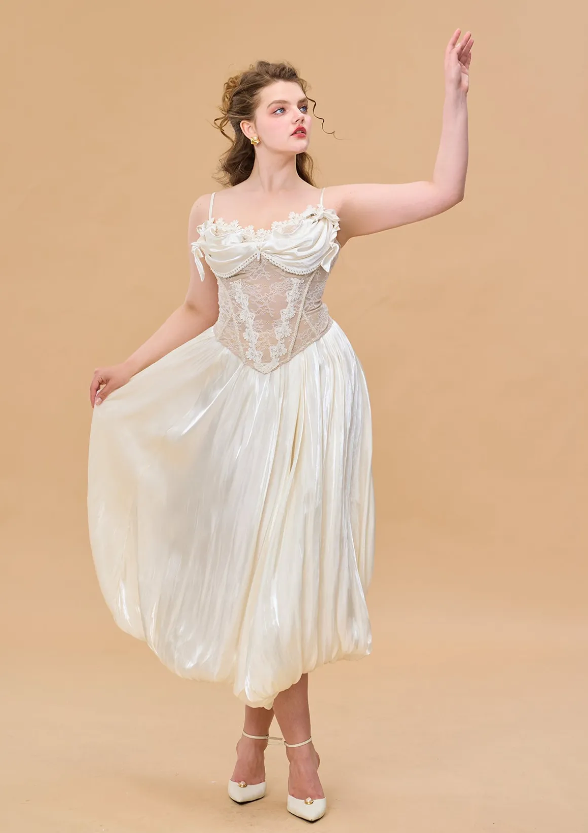Curve & Plus White Butterfly Flora Skirt