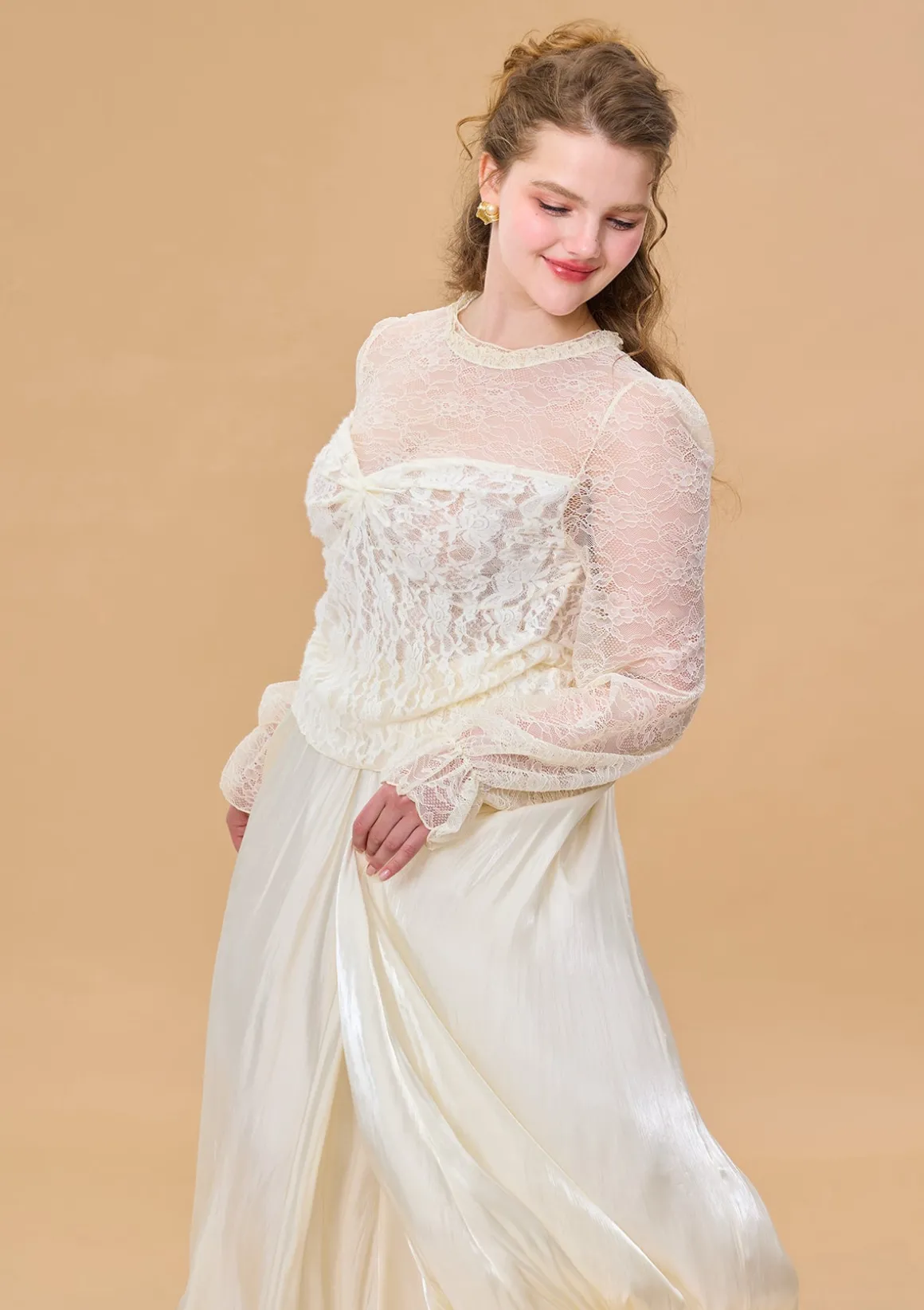 Curve & Plus White Butterfly Flora Skirt