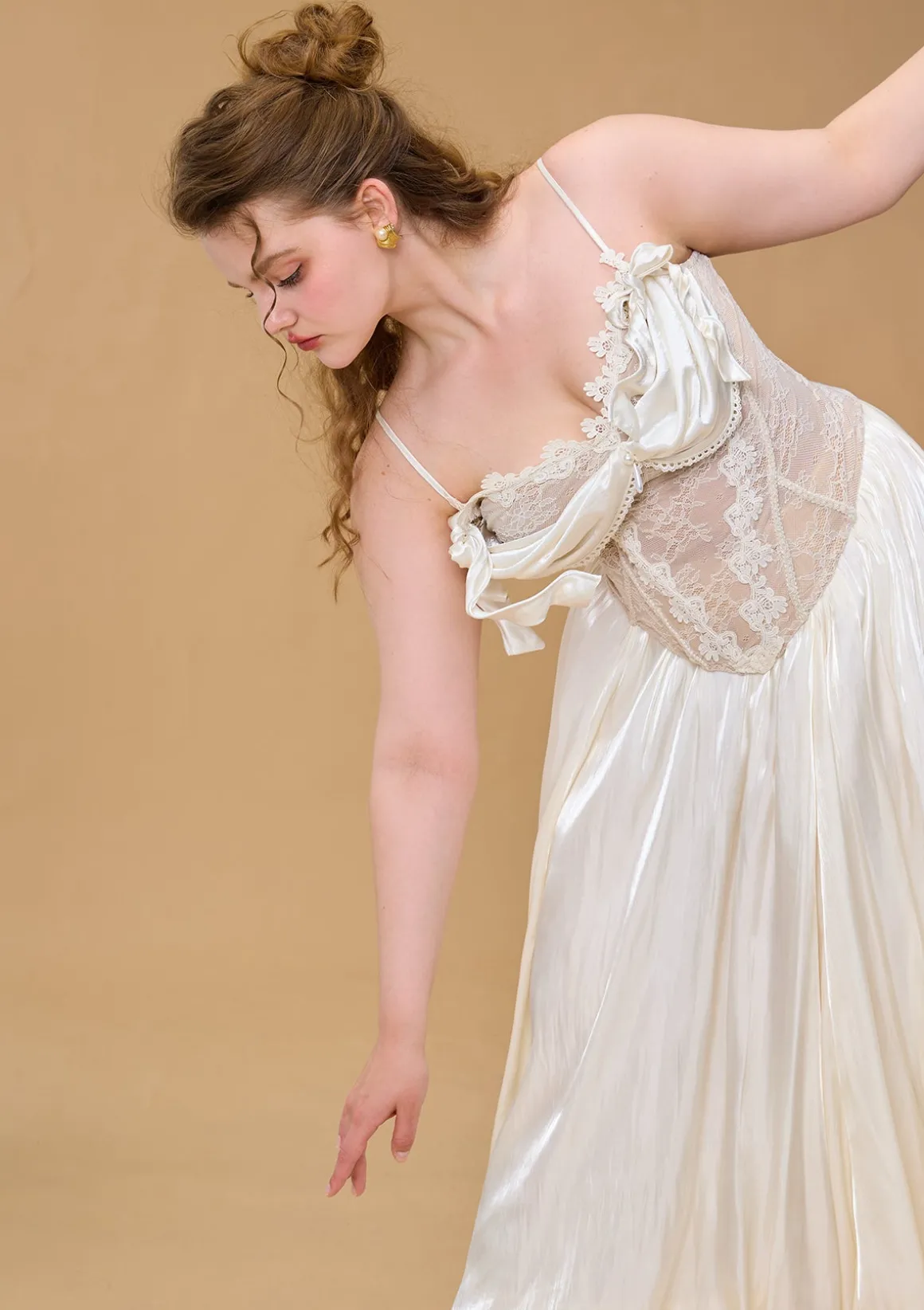 Curve & Plus White Butterfly Flora Skirt