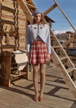 Rosey Christmas Cottage Skirt