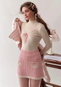 Strawberry Post Office Knit Bottom Shirt