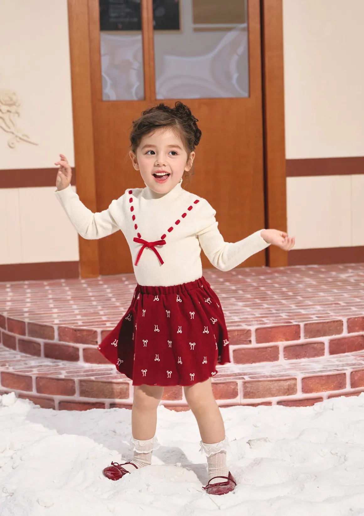 Toddler Girl Strawberry Post Office Knit Bottom Shirt